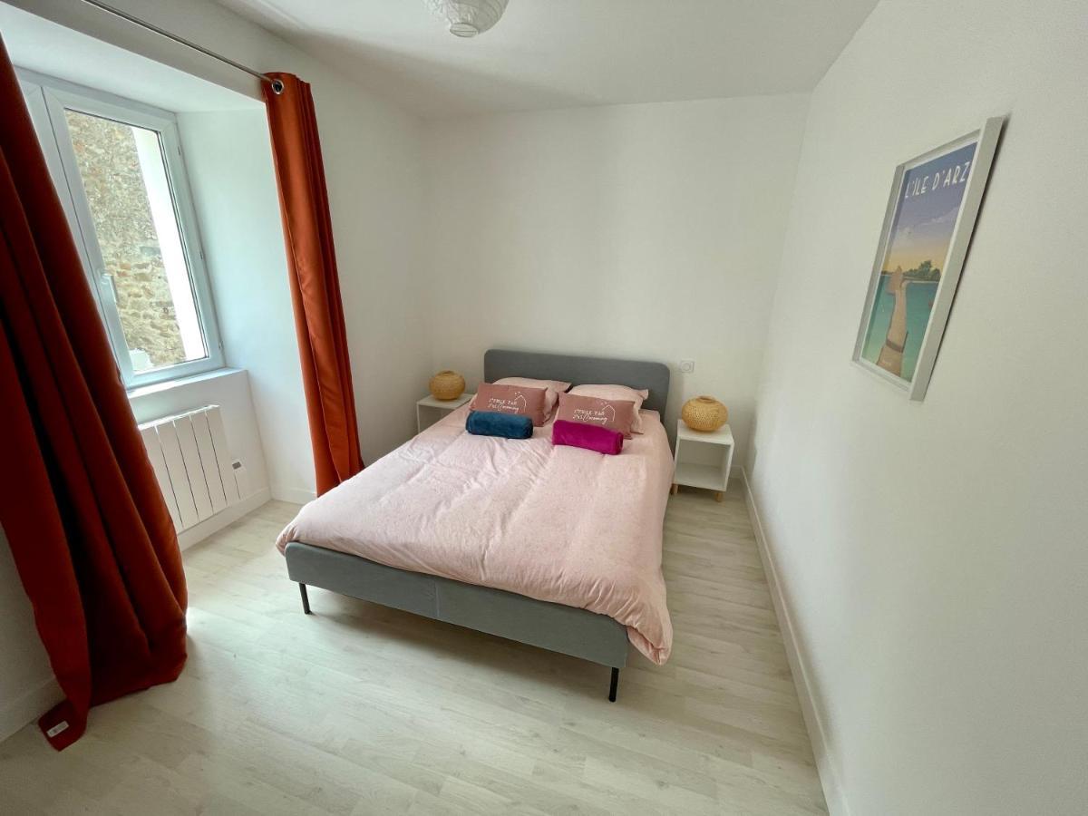 Longere Entre Terre Et Mer - Per Pradiguen Villa Theix Exteriör bild